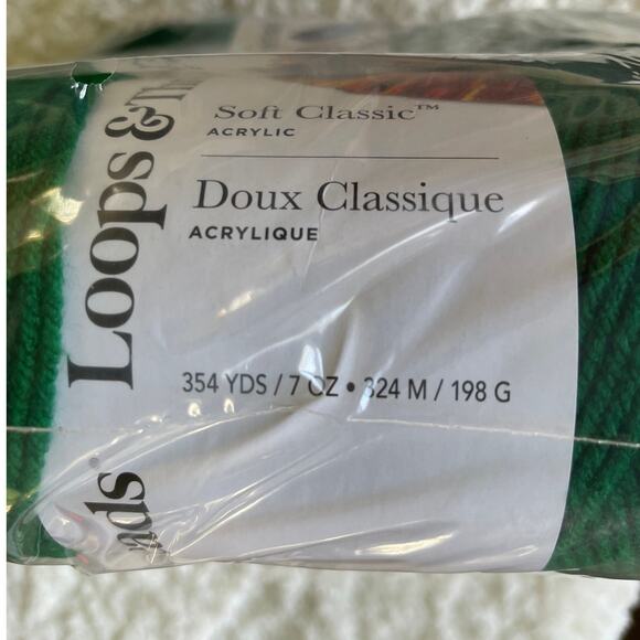 Loops & Threads Green Yarn 3 Pack Medium #4 Soft Classic 100% Acrylic 354 Yards - Picture 8 of 9